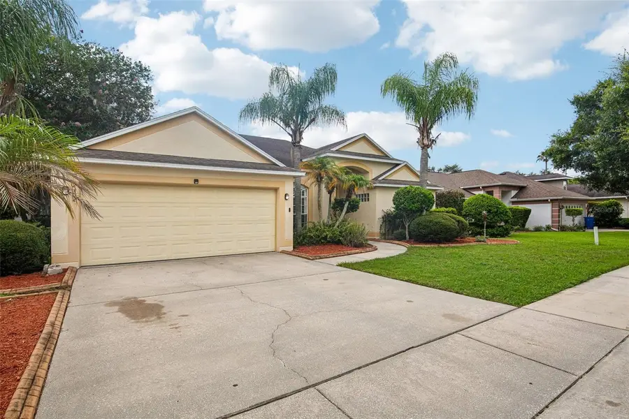 2302 Towering Oaks Circle, Seffner, FL 33584 - #2