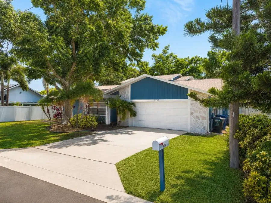 9737 135th Street, Seminole, FL 33776 - #2
