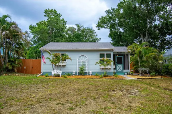 1212 Hull Street S, GULFPORT, FL 33707