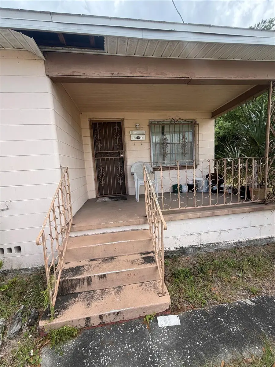 2342 W Chestnut Street, Tampa, FL 33607 - #2