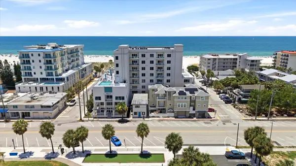24 Avalon Street #405, CLEARWATER BEACH, FL 33767