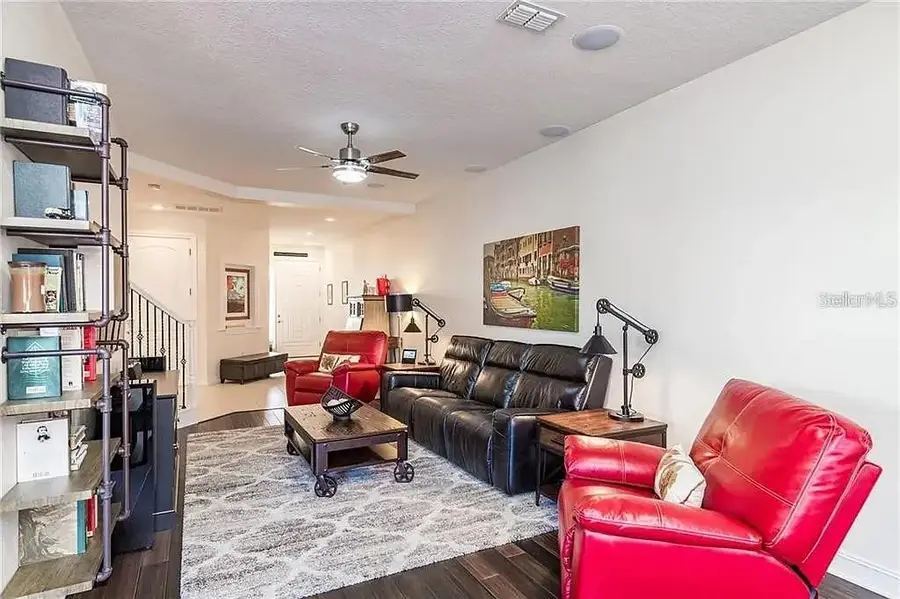 10432 La Mirage Court, Tampa, FL 33615 - #3