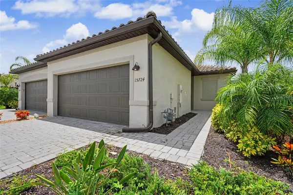 15724 Sunny Day Drive, BRADENTON, FL 34211