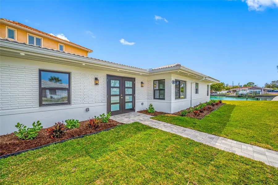 370 59th Avenue, Saint Pete Beach, FL 33706 - #2