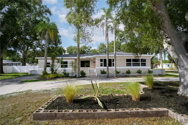 4566 28th Avenue N, ST PETERSBURG, FL 33713