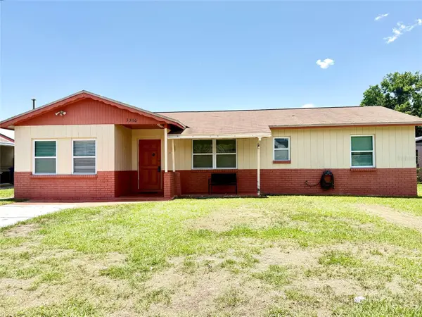 3306 W Burke Street, TAMPA, FL 33614