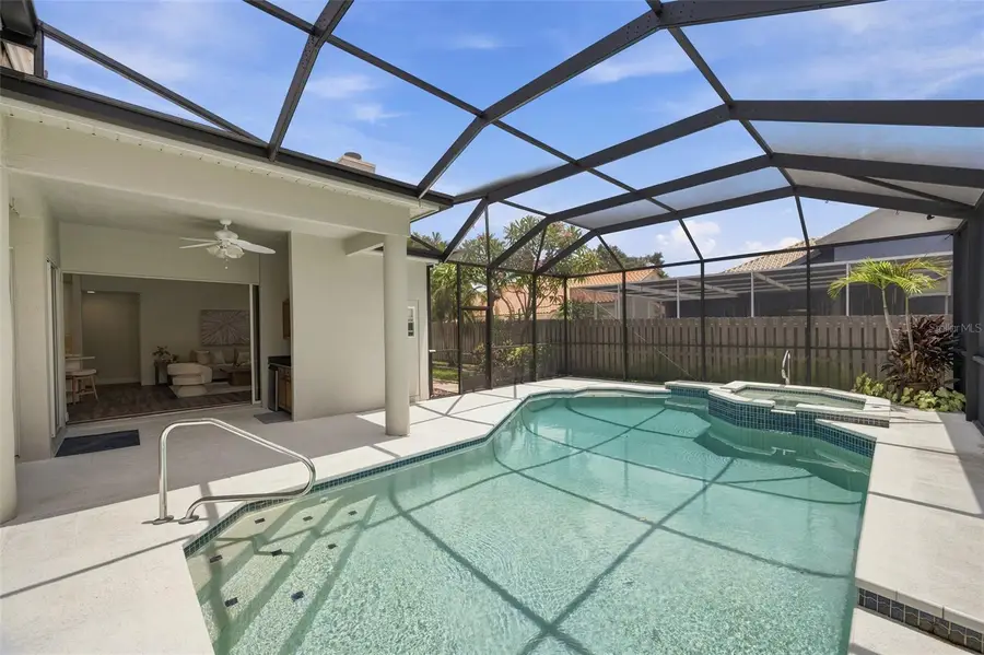 980 Live Oak Avenue Ne, Saint Petersburg, FL 33703 - #2