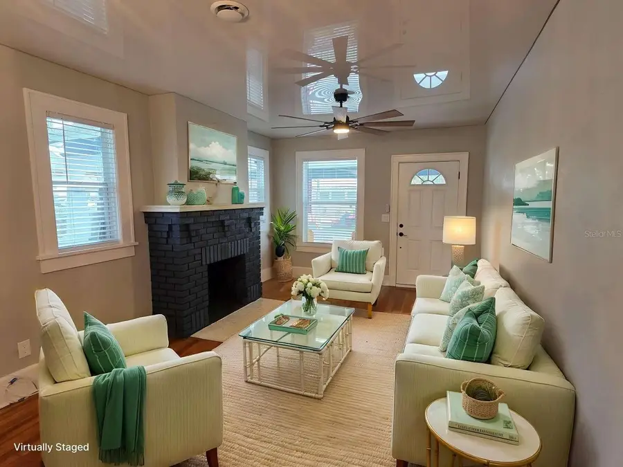 1035 9th Avenue S, Saint Petersburg, FL 33705 - #3