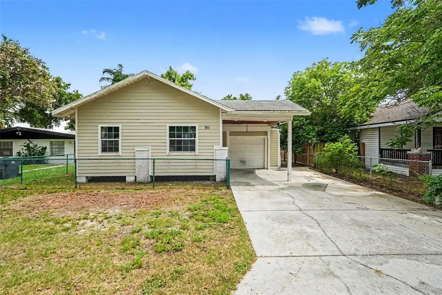 911 E 123rd Avenue, Tampa, FL 33612 - #2