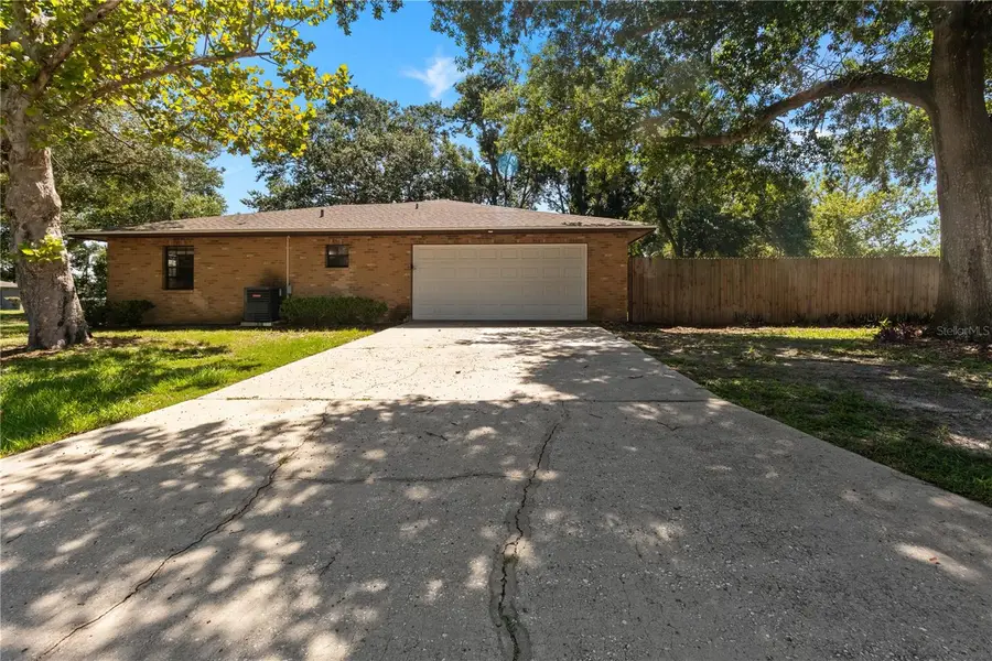 2417 Roslyn Lane, Lakeland, FL 33812 - #2