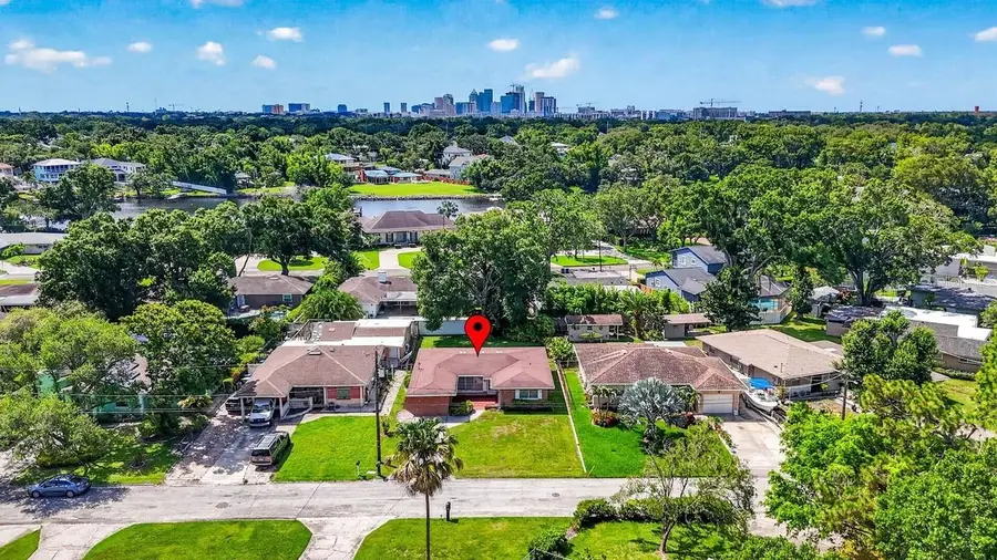1912 W Saint Isabel Street, Tampa, FL 33607 - #2