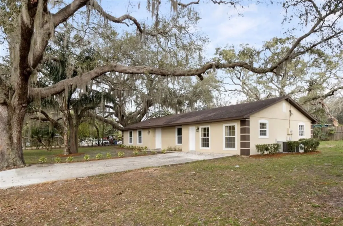 210 Pearl Street, Mascotte, FL 34753 - #1