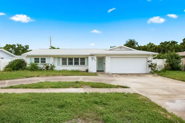 6448 30th Avenue N, ST PETERSBURG, FL 33710