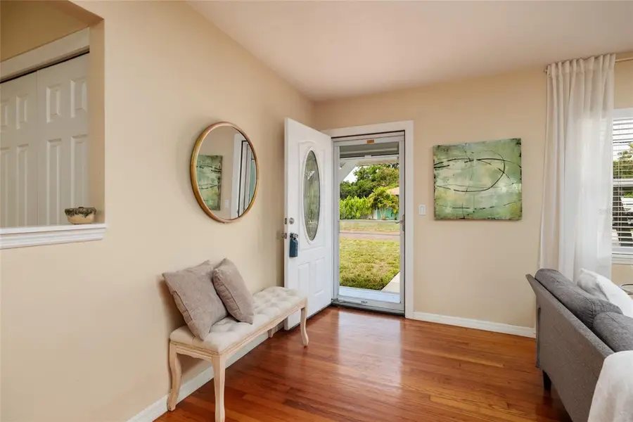 801 61st Street N, Saint Petersburg, FL 33710 - #3
