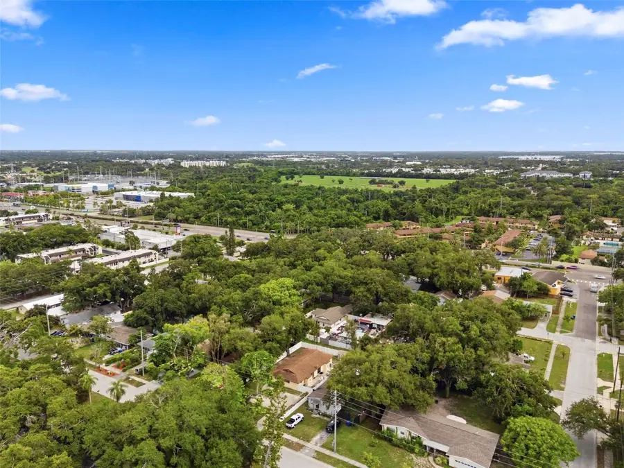 615 2nd Avenue Ne, Largo, FL 33770 - #2