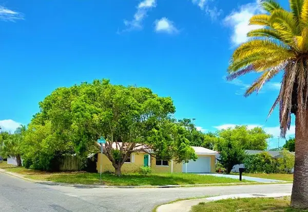 3150 Fairmount Drive, HOLIDAY, FL 34691