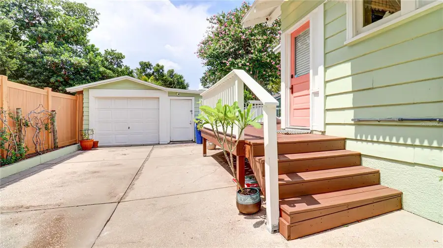 2810 W Angeles Street, Tampa, FL 33629 - #3