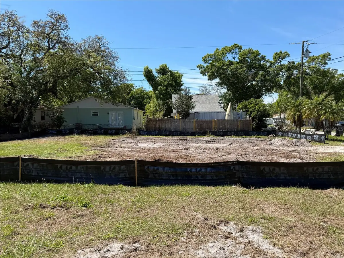 6370 29th Way N, Saint Petersburg, FL 33702 - #1