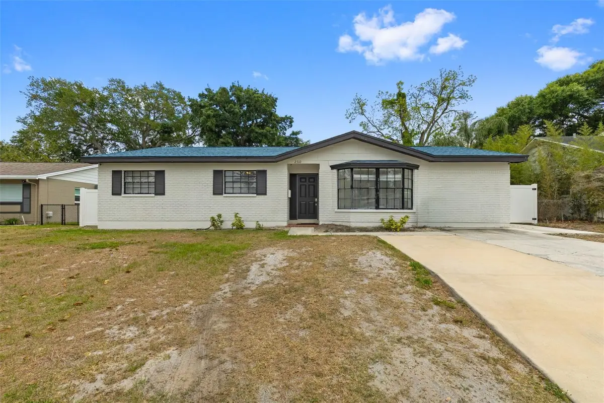 2310 W Knollwood Place, Tampa, FL 33604 - #1