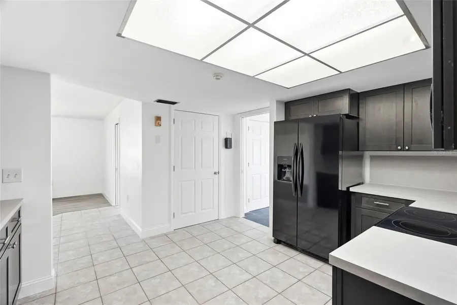 2022 Tanglewood Drive Ne, Saint Petersburg, FL 33702 - #3