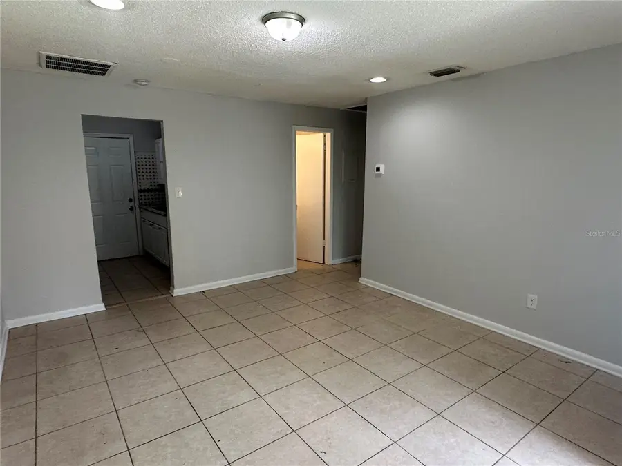 8215 N Klondyke Street, Tampa, FL 33604 - #3