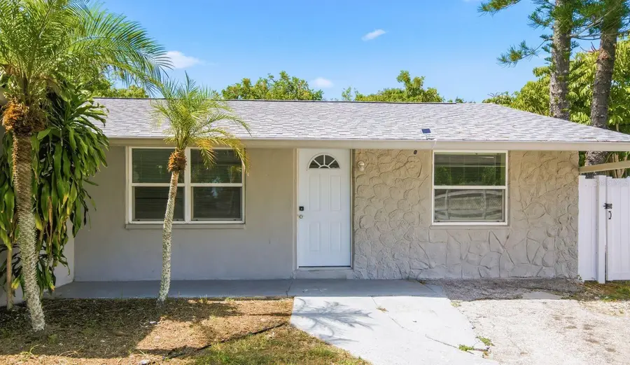 1119 17th Avenue Sw, Largo, FL 33778 - #2