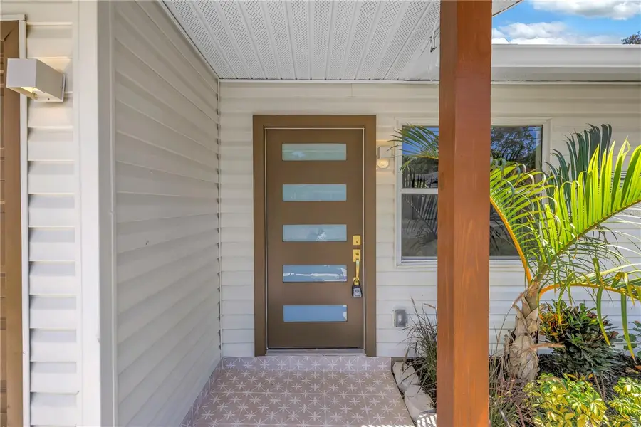 1221 36th Terrace N, Saint Petersburg, FL 33704 - #2