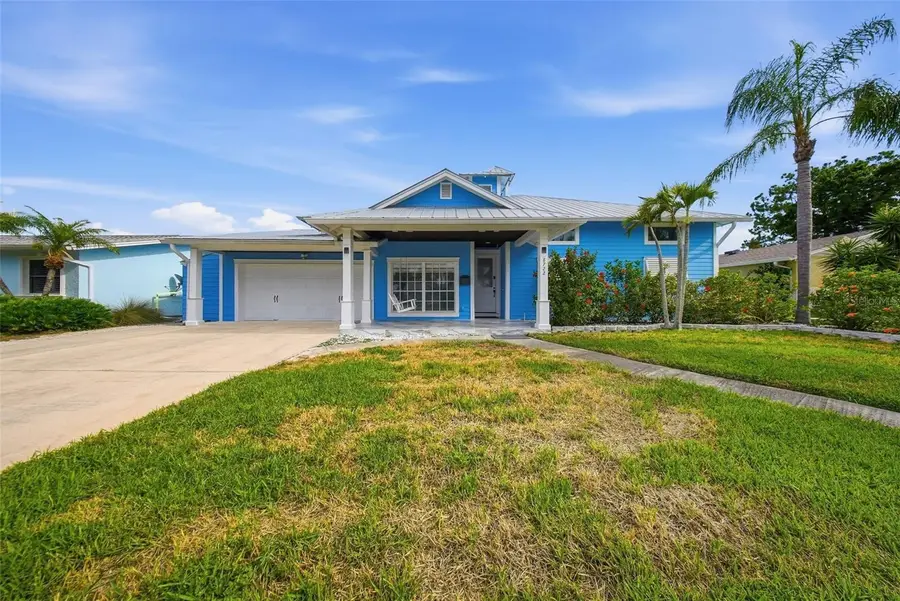 8722 Palisades Drive, Tampa, FL 33615 - #2