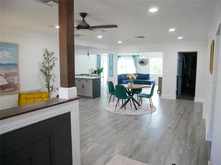 8280 32nd Avenue N, Saint Petersburg, FL 33710 - #2