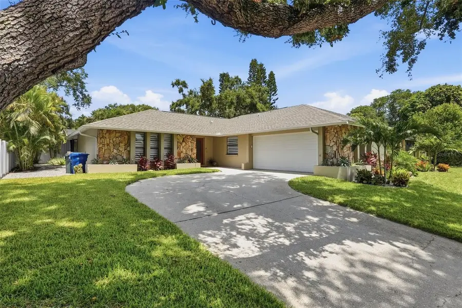 707 Knollwood Drive, Largo, FL 33770 - #2