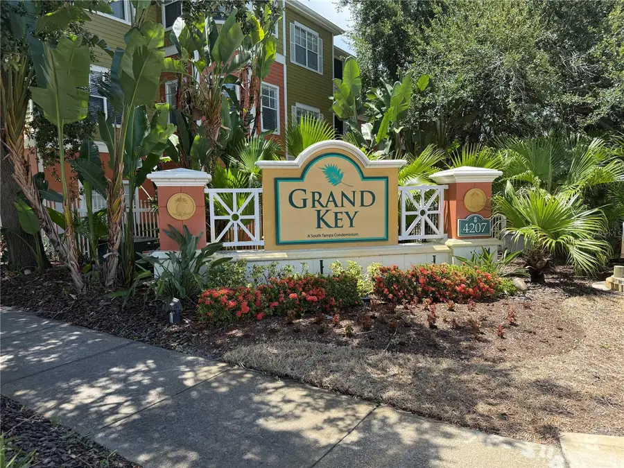 4207 S Dale Mabry Highway #2414, Tampa, FL 33611 - #3