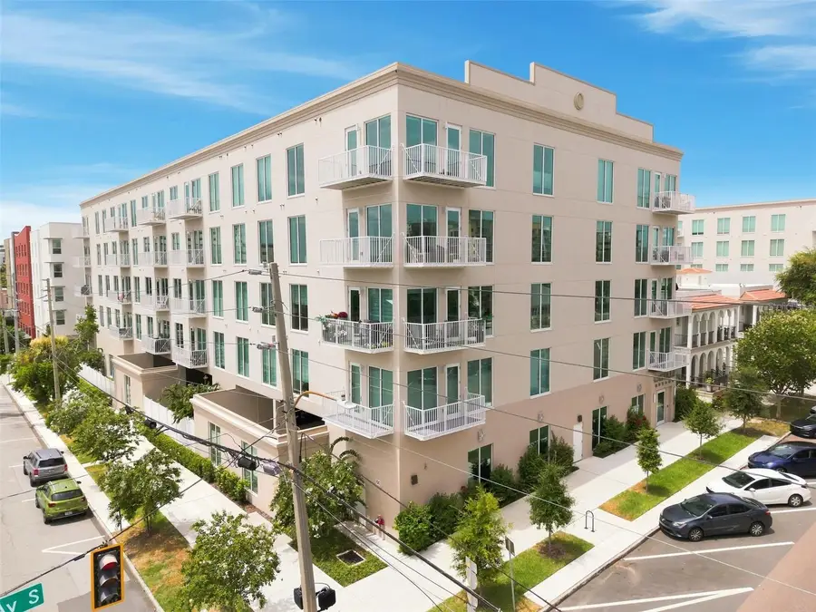 600 3rd Avenue S #302, Saint Petersburg, FL 33701 - #3