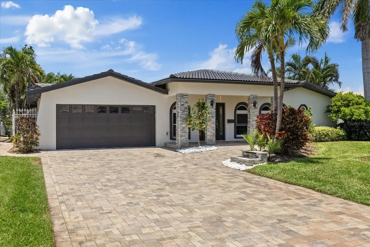 4531 44th Street S, Saint Petersburg, FL 33711 - #1