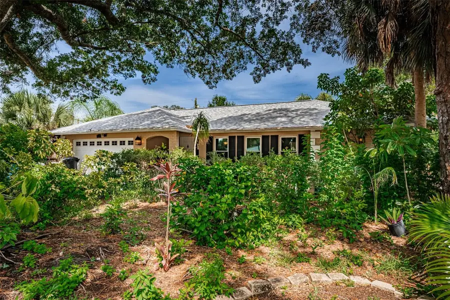 5230 Venetian Boulevard Ne, Saint Petersburg, FL 33703 - #2