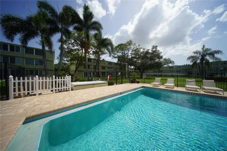 4705 1st Street Ne #132, Saint Petersburg, FL 33703 - #2