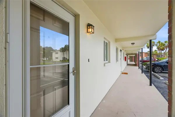 4570 Overlook Drive Ne #175, ST PETERSBURG, FL 33703
