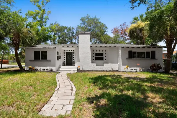 2235 5th Street S, ST PETERSBURG, FL 33705