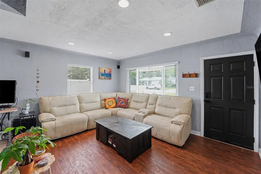 3719 39th Street N, Saint Petersburg, FL 33713 - #3