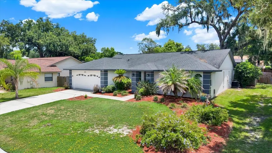 1805 Tawnee Place, Brandon, FL 33510 - #2