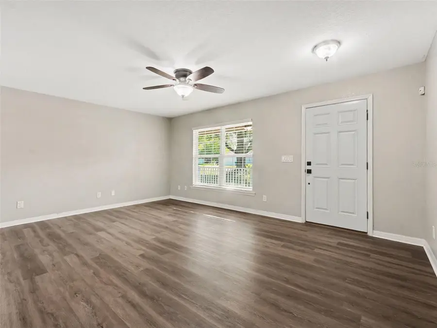 410 NE 12th Avenue, Mulberry, FL 33860 - #3