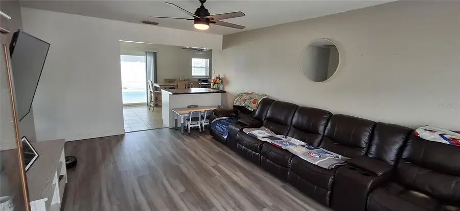 6944 Buhrley Terrace N, Saint Petersburg, FL 33709 - #2