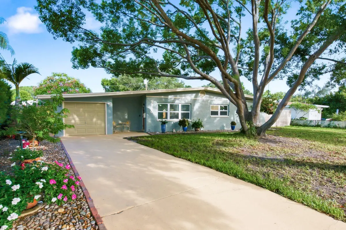 3280 56th Way N, Saint Petersburg, FL 33710 - #1