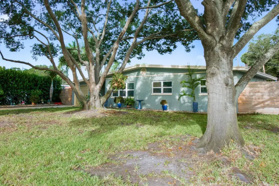3280 56th Way N, Saint Petersburg, FL 33710 - #3