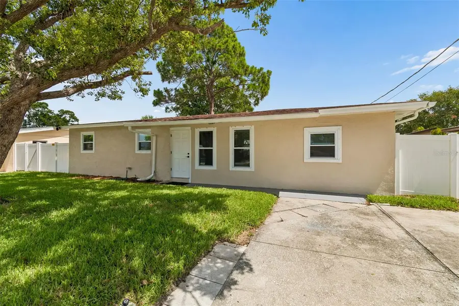 4417 W Fairview Heights, Tampa, FL 33616 - #2