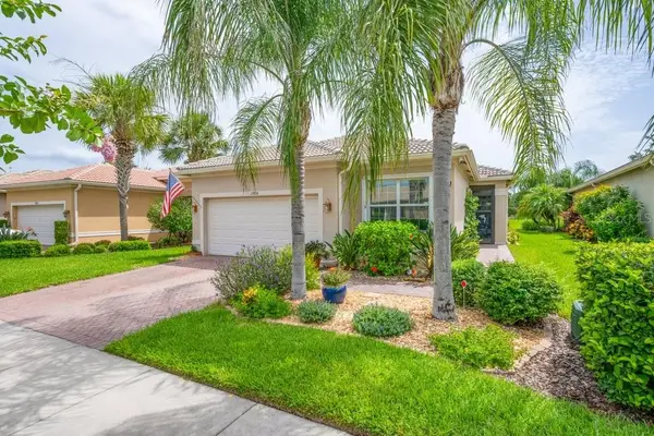 15824 Amber Falls Drive, WIMAUMA, FL 33598