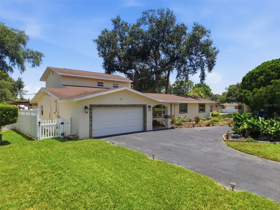 701 58th Avenue S, Saint Petersburg, FL 33705 - #3