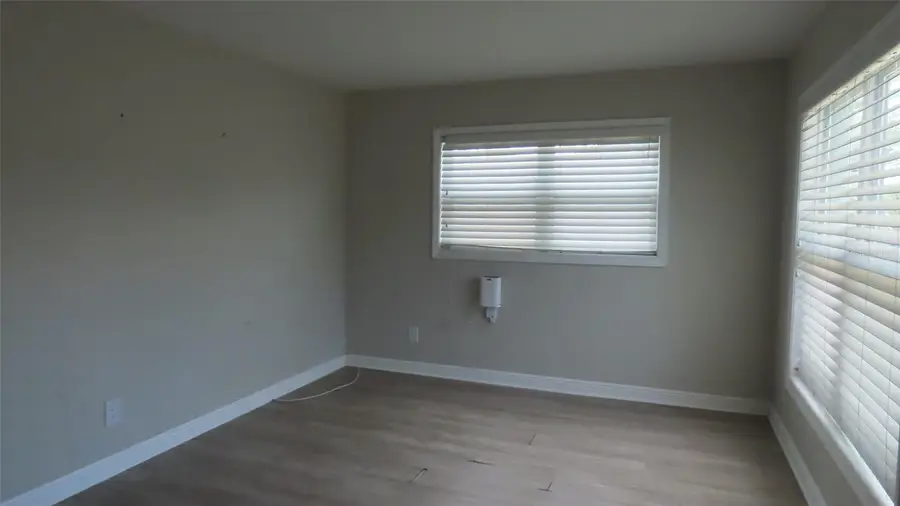 6543 34th Terrace N, Saint Petersburg, FL 33710 - #2