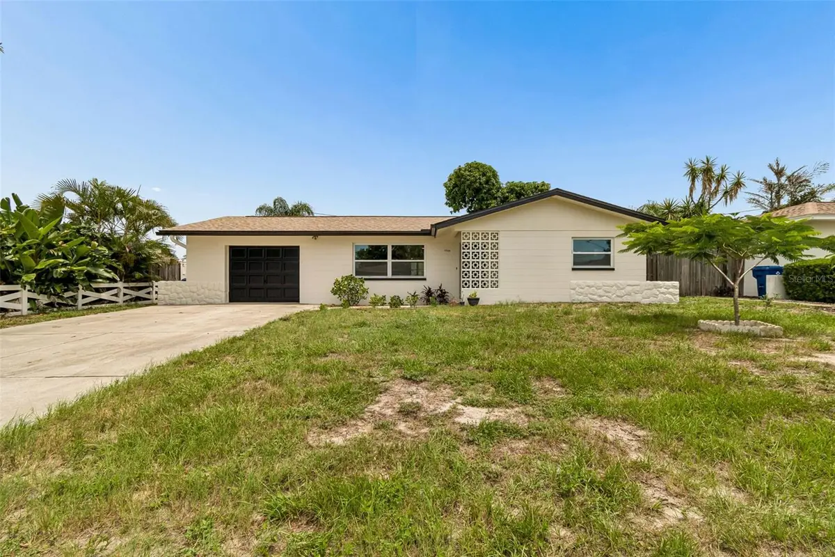 11555 63rd Avenue, Seminole, FL 33772 - #1