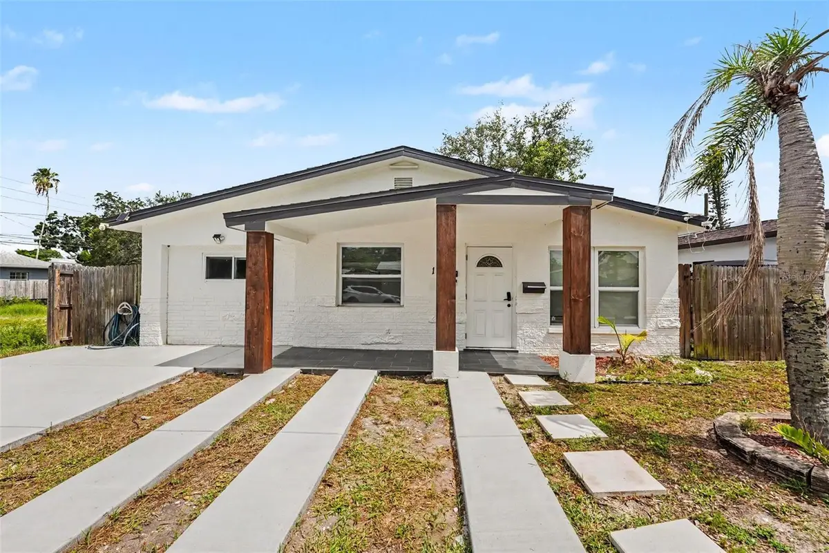 1778 New Hampshire Avenue Ne, Saint Petersburg, FL 33703 - #1