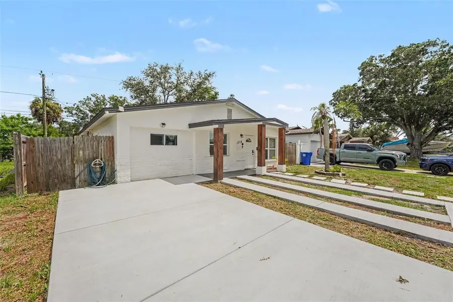 1778 New Hampshire Avenue Ne, Saint Petersburg, FL 33703 - #2